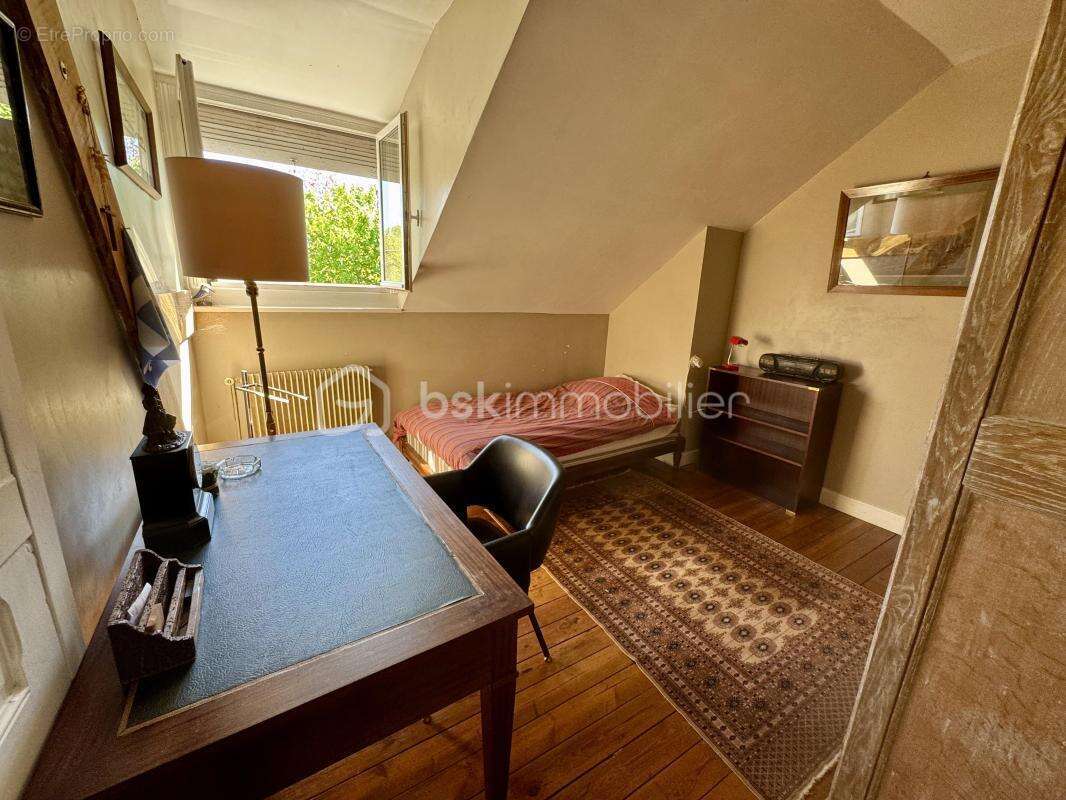 Maison à SAINT-CYR-SUR-LOIRE