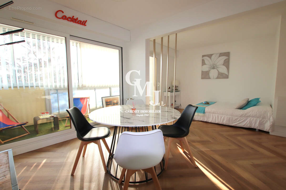 Appartement à SAINT-RAPHAEL