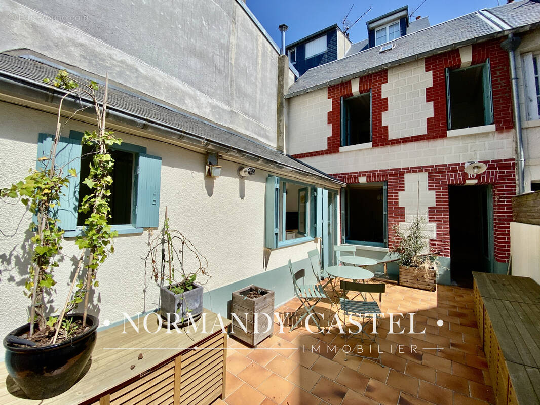 Maison à TROUVILLE-SUR-MER