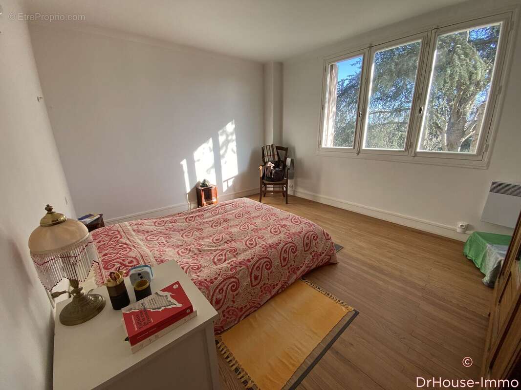 Maison à LA TOUR-DU-CRIEU