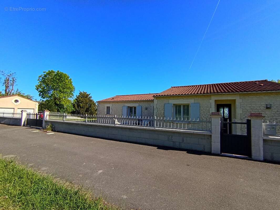 Maison à GENTE