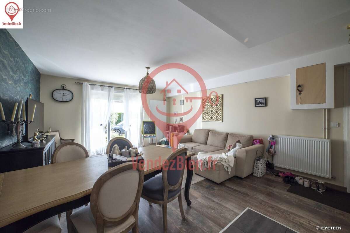 Maison à LA CHAPELLE-SAINT-URSIN