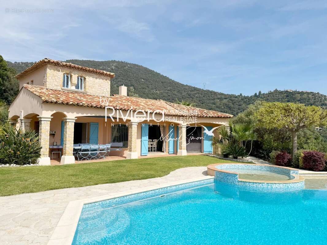 Maison à CAVALAIRE-SUR-MER