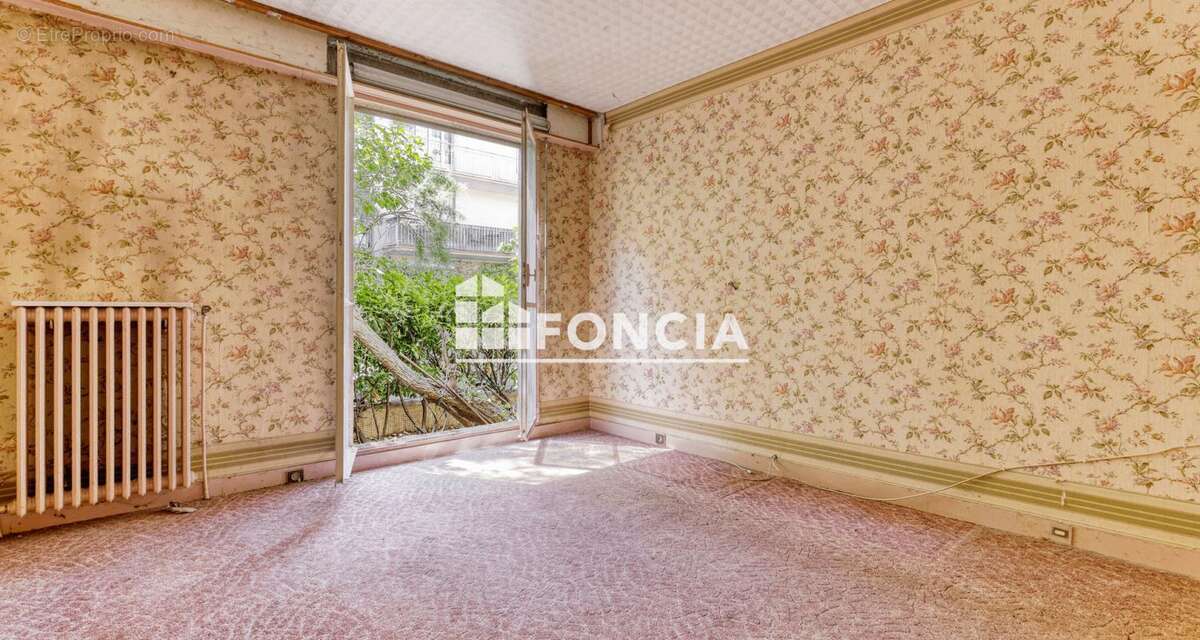 Appartement à ISSY-LES-MOULINEAUX