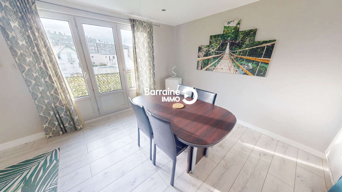 Exclusivité a vendre brest dourjacq appartement t5 79,56 m² dernier étage balcon vue dégagée parking - photo 14