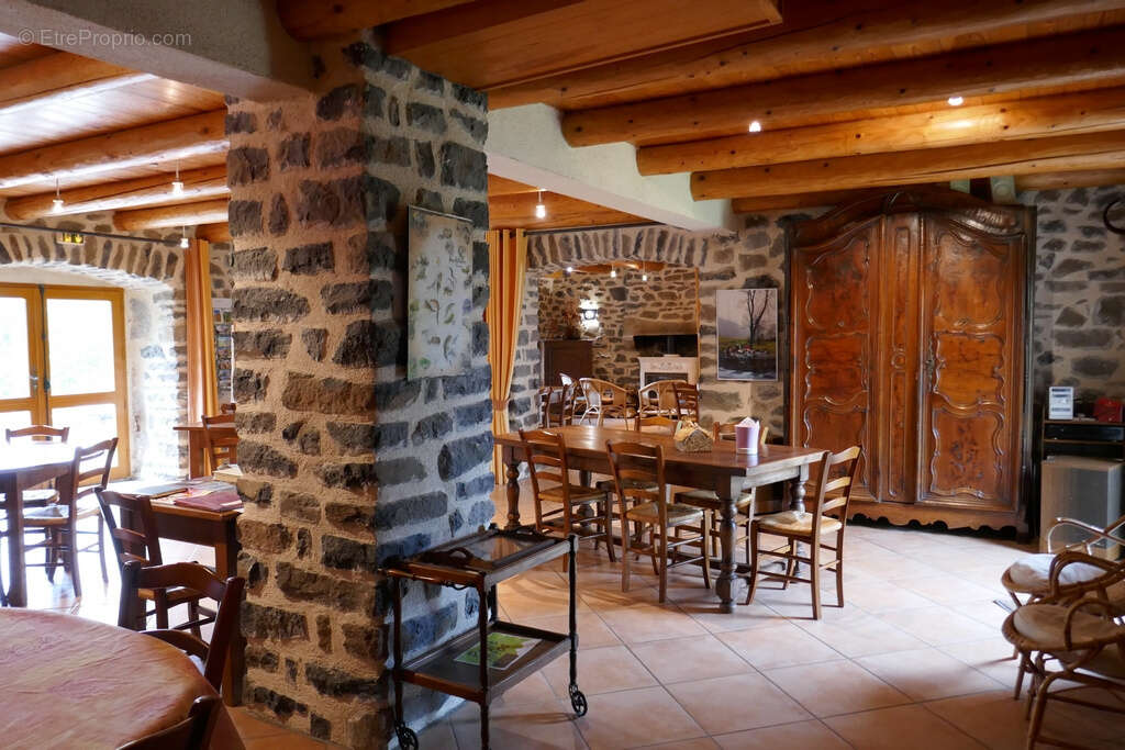 Maison à SAINT-FRONT