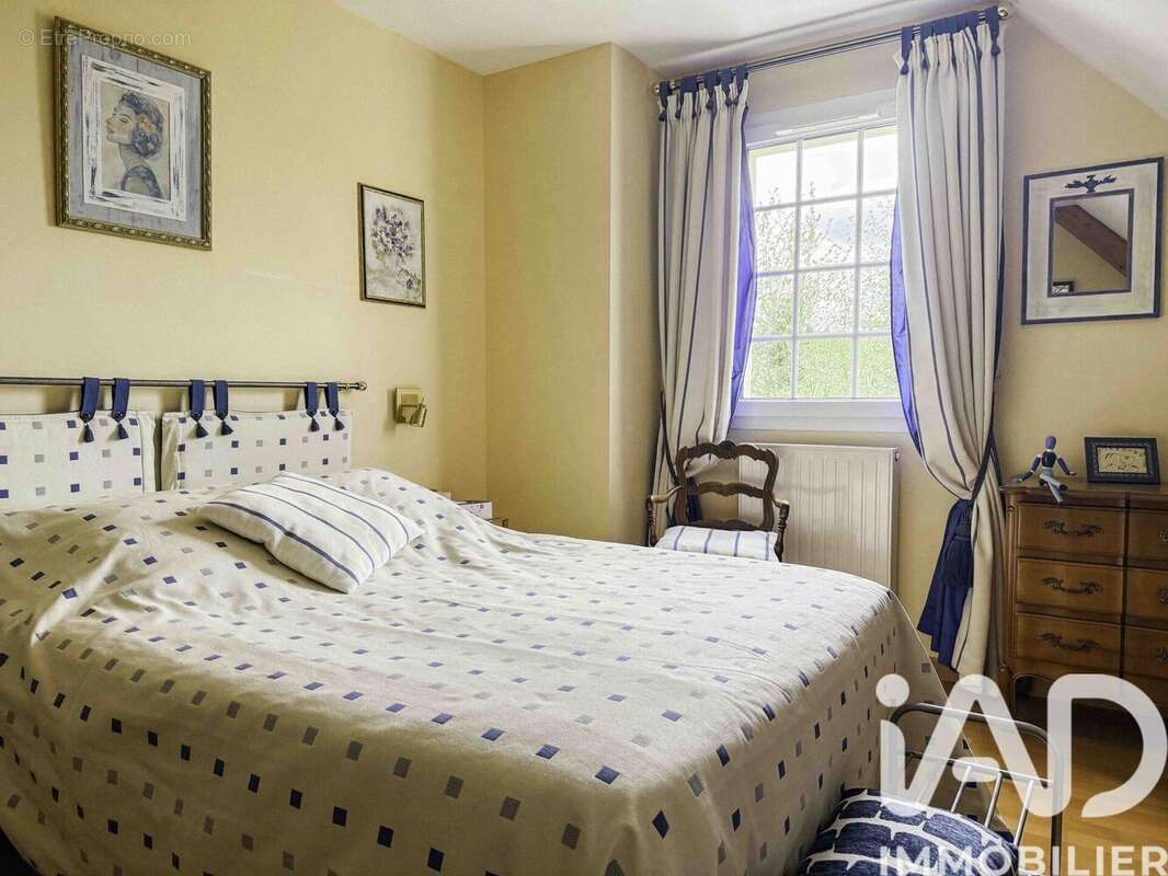 Maison 205 m² à Gonneville-Sur-Mer  - photo 8