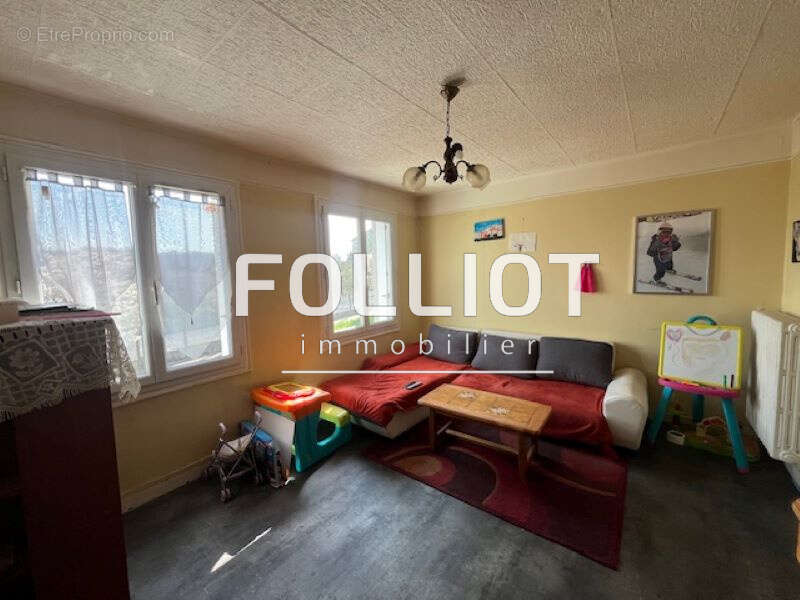 A VENDRE Immeuble Vire Normandie 6 pièce(s) 115 m2 - photo 6