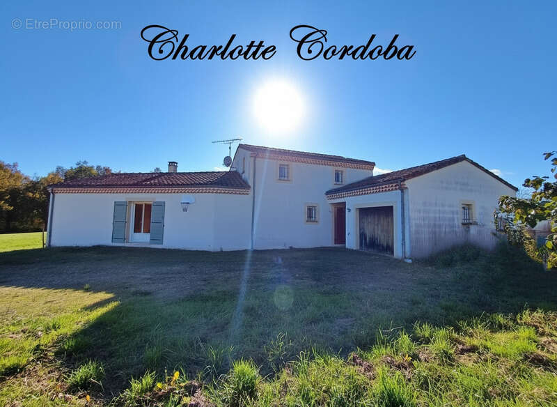 Maison à BARBASTE