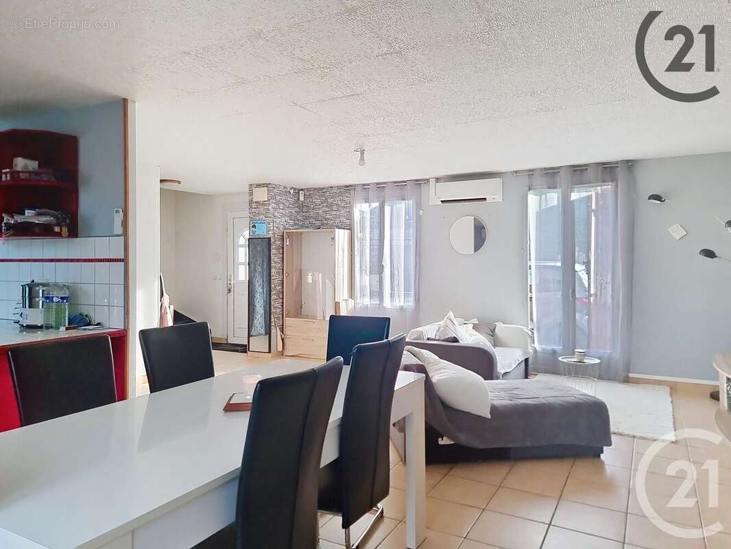 Maison à BETON-BAZOCHES