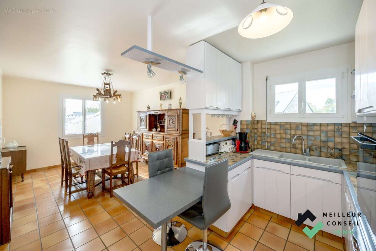 Maison à SAINT-DONAN