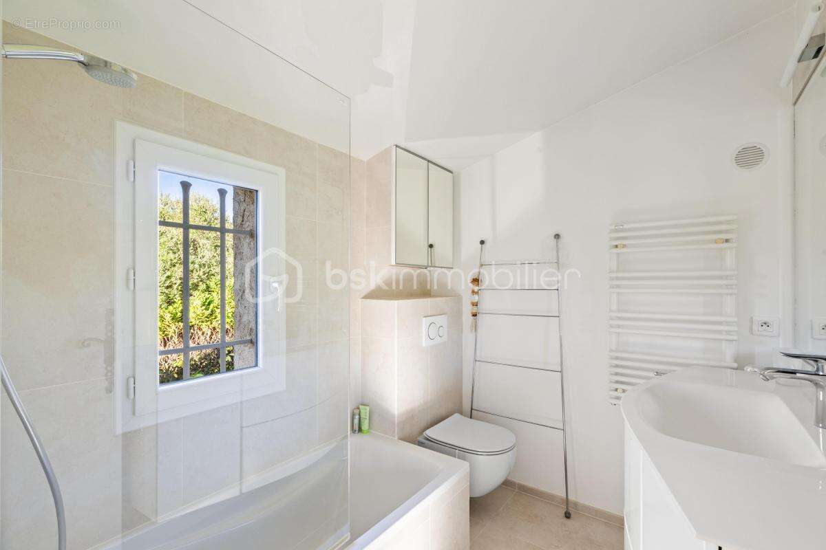 Maison à LA COLLE-SUR-LOUP