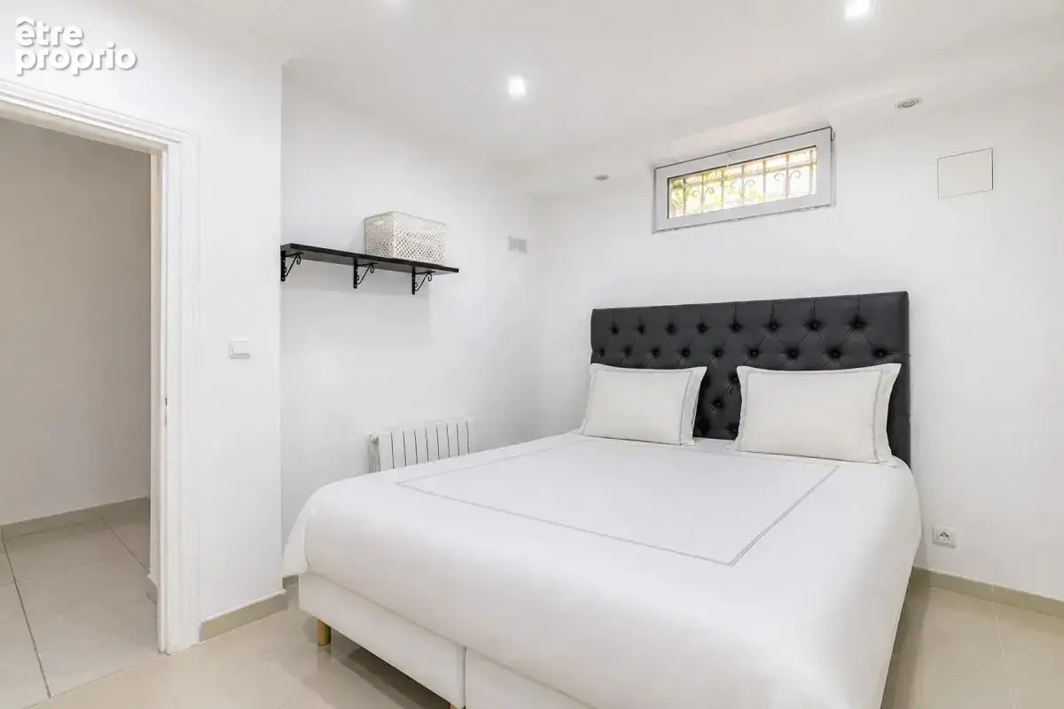 Maison de 10 pièces de 228 m² à Sarcelles - photo 14