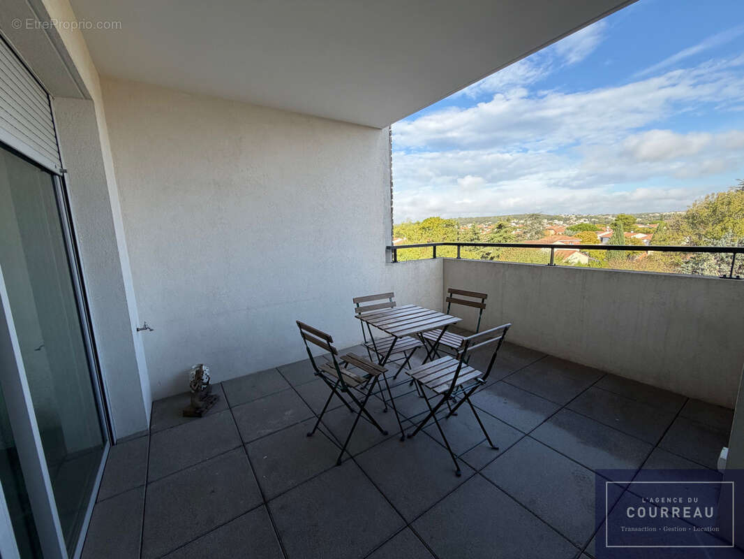 Appartement à JUVIGNAC