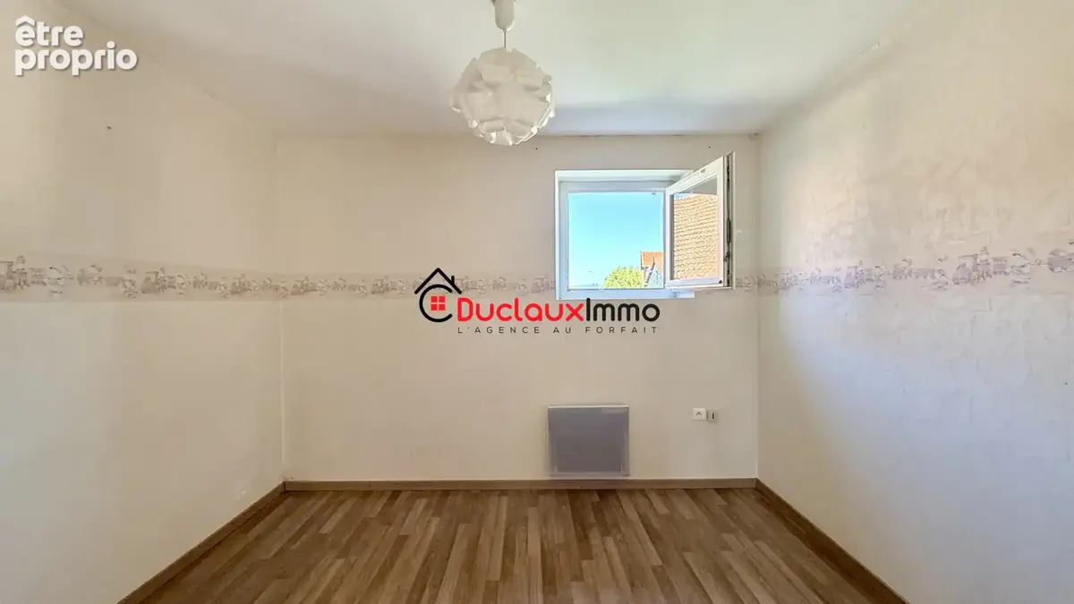 ARPAJON-SUR-CÈRE - Appartement de Type 3 55 m2   Terrasse 30 m2   Garage 30 m2 - photo 3