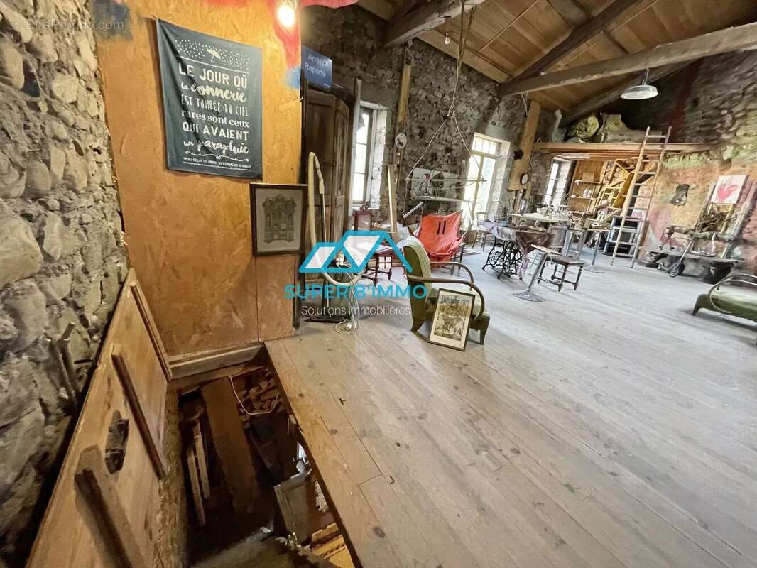 Maison à SAINT-CIRGUES