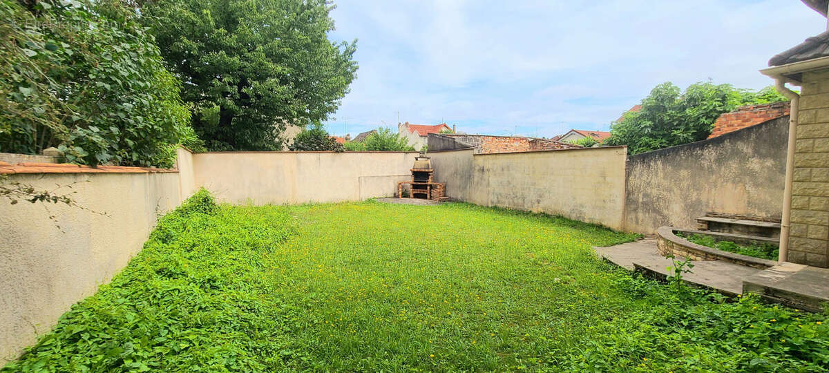 Maison à CHOISY-LE-ROI