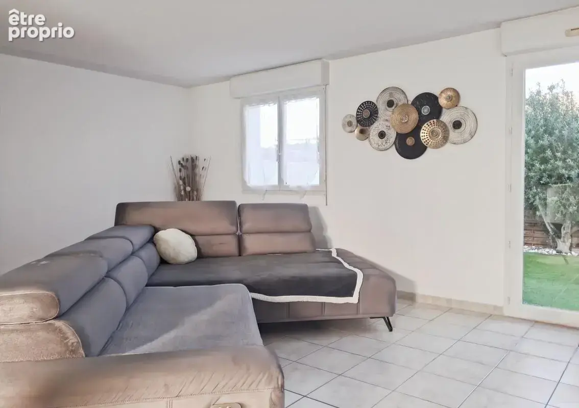 Vente maison à Marseillan avec jardinet, garage et parking en résidence sécurisée - photo 4