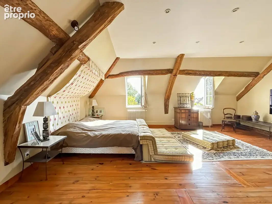 Maison d'exception  avec piscine et dependance - photo 13