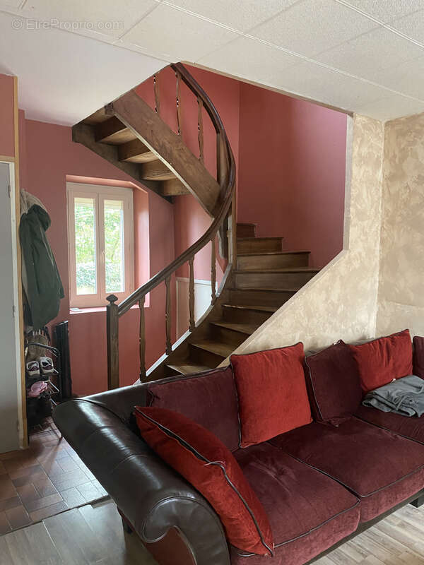 Maison à SAINT-LEGER-MAGNAZEIX