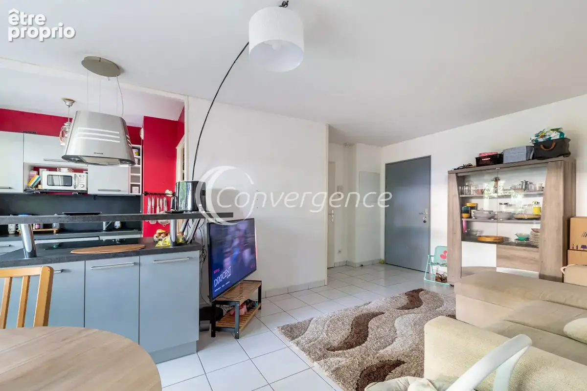 Appartement T2 bis - Limoges CENTRE - stationnement - Balcon - photo 4