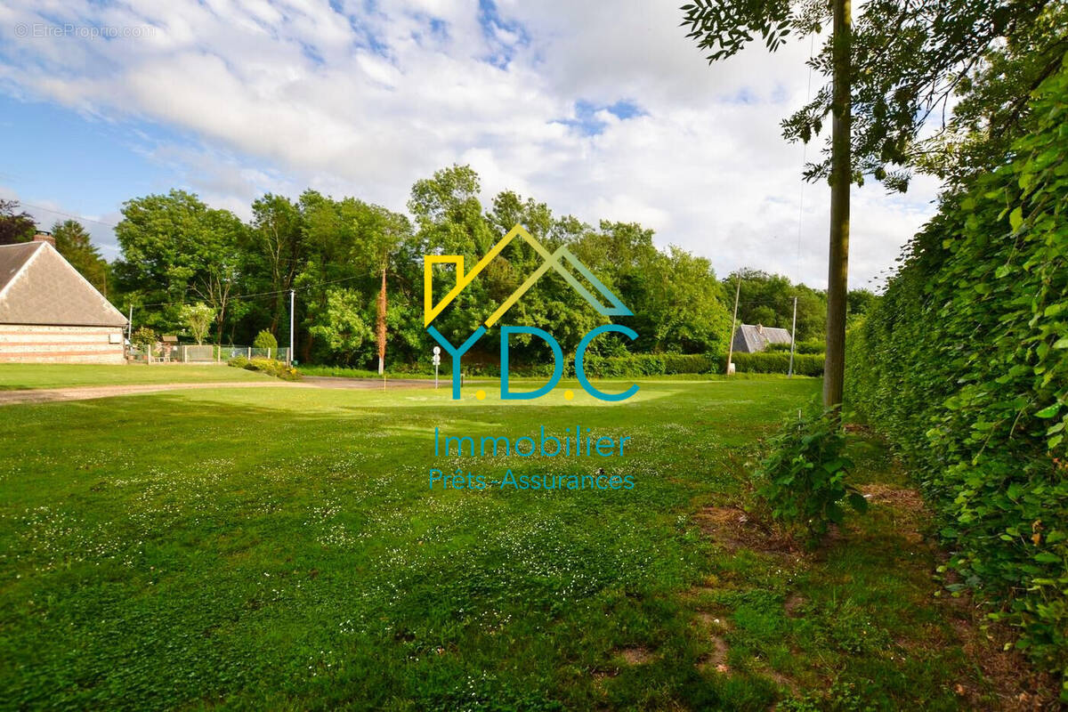 Terrain à HERICOURT-EN-CAUX