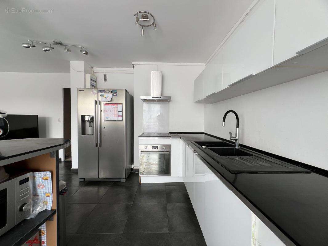 Appartement à LYON-9E