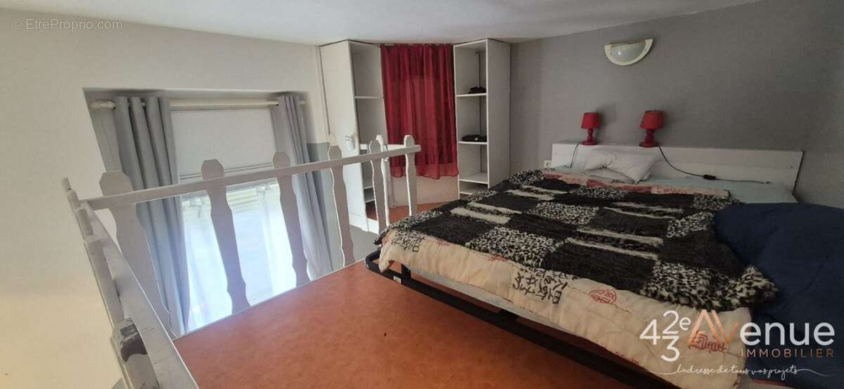 Appartement à SAINT-ETIENNE