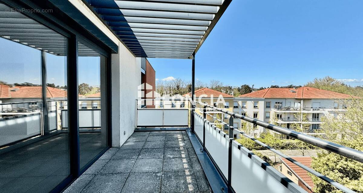 Appartement à TASSIN-LA-DEMI-LUNE