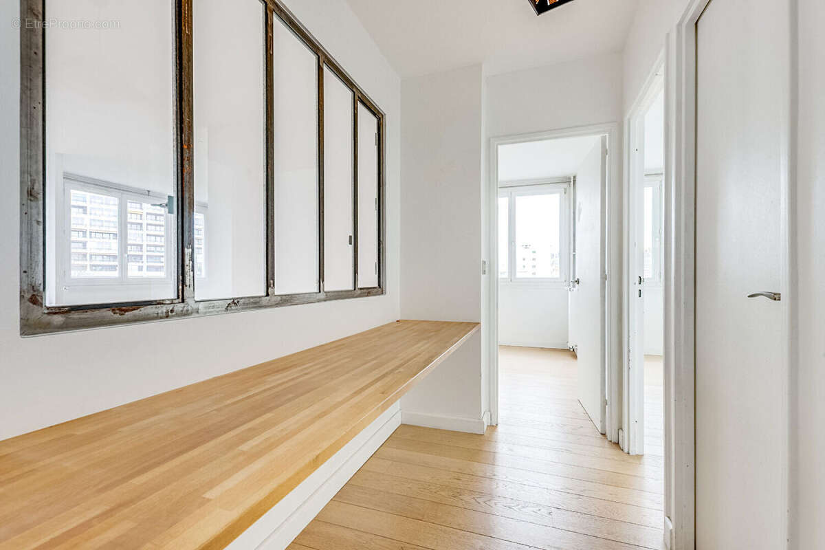 Appartement à PARIS-20E