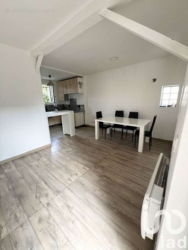 Photo 3 - Appartement à VILLENEUVE-LE-ROI