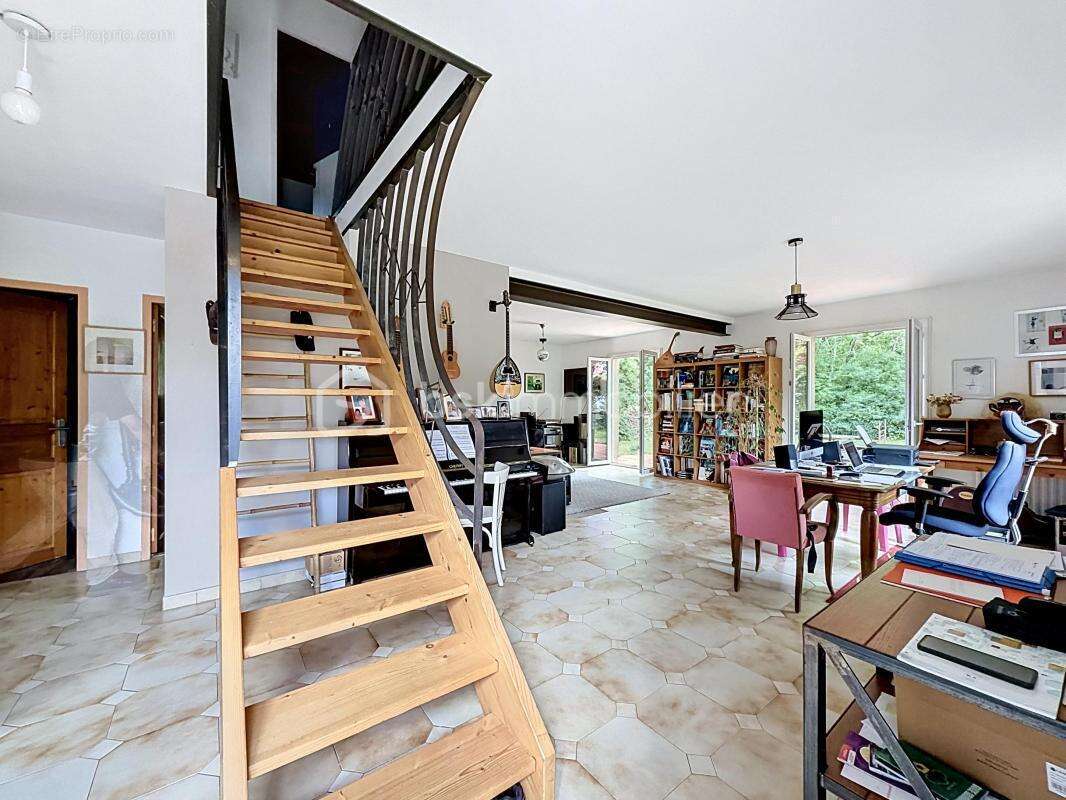 Maison à MONTRABE