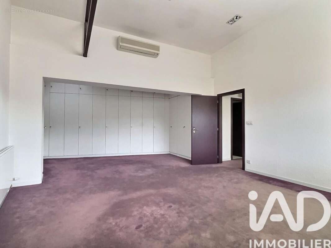 Photo 3 - Commerce à SARREGUEMINES