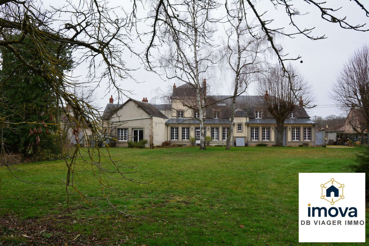 Vue arrière - Maison à COSNE-D'ALLIER