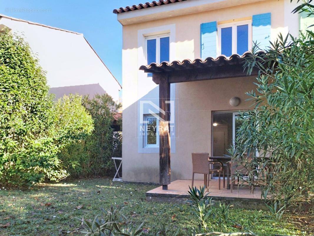 Appartement à MONTAUROUX