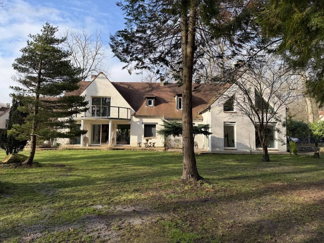 Maison à NOISY-SUR-ECOLE