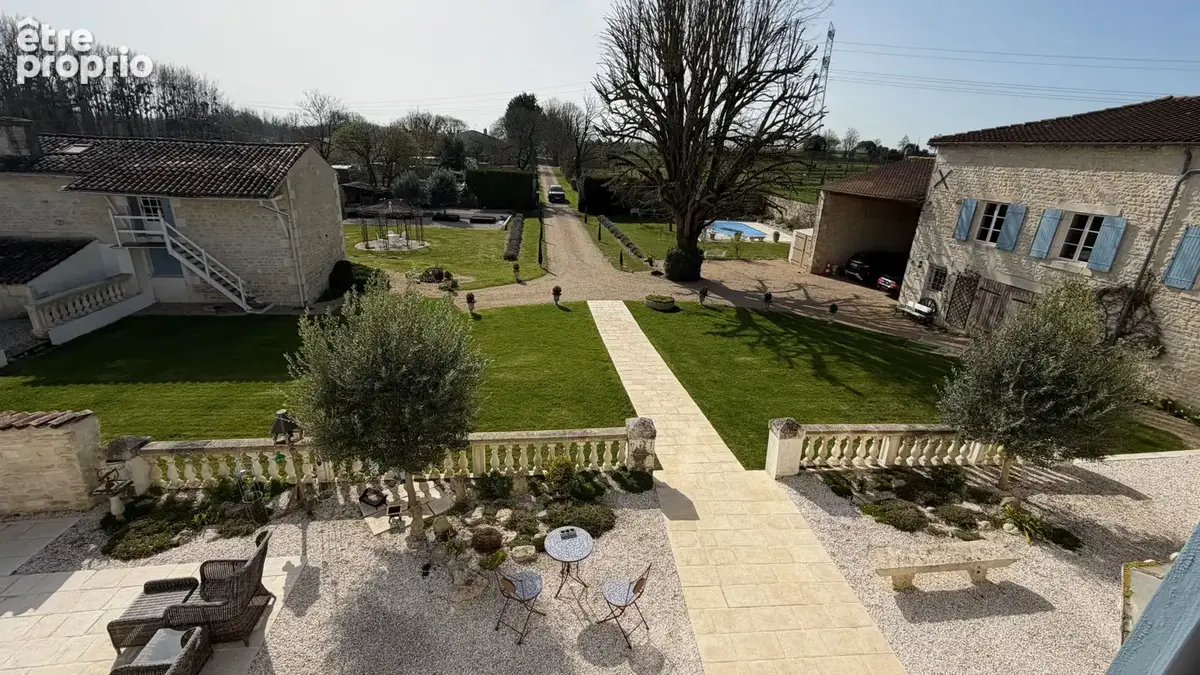 Elégante Maison de Maître avec 5 chambres d'hôtes - photo 13