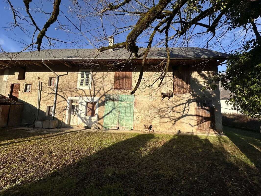 Maison à MERY