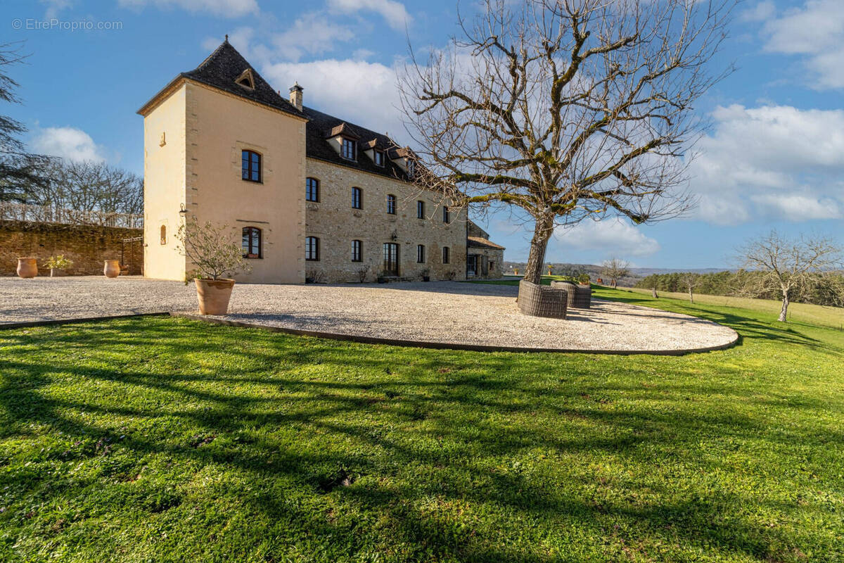 Maison à SAINT-CYPRIEN