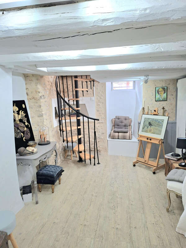 Maison de charme 5 pièces, au coeur du village et de ses  commerces - photo 15
