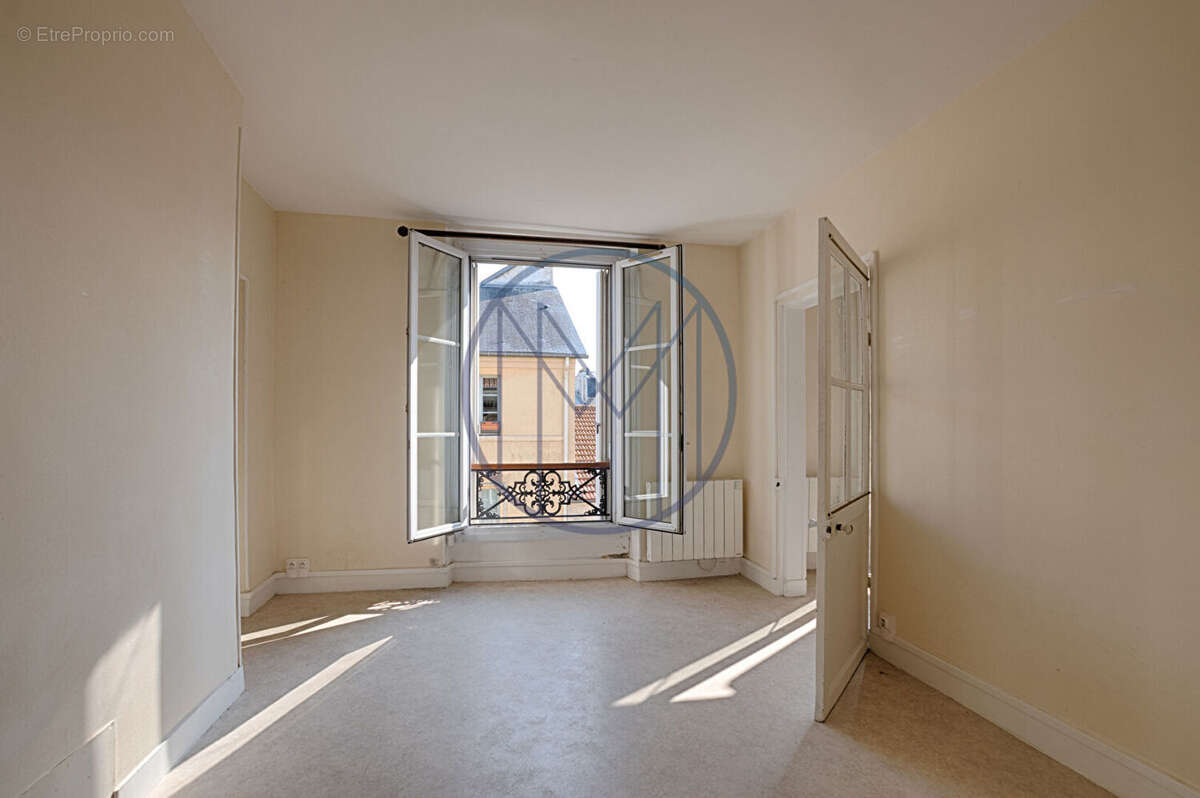 Appartement à VERSAILLES