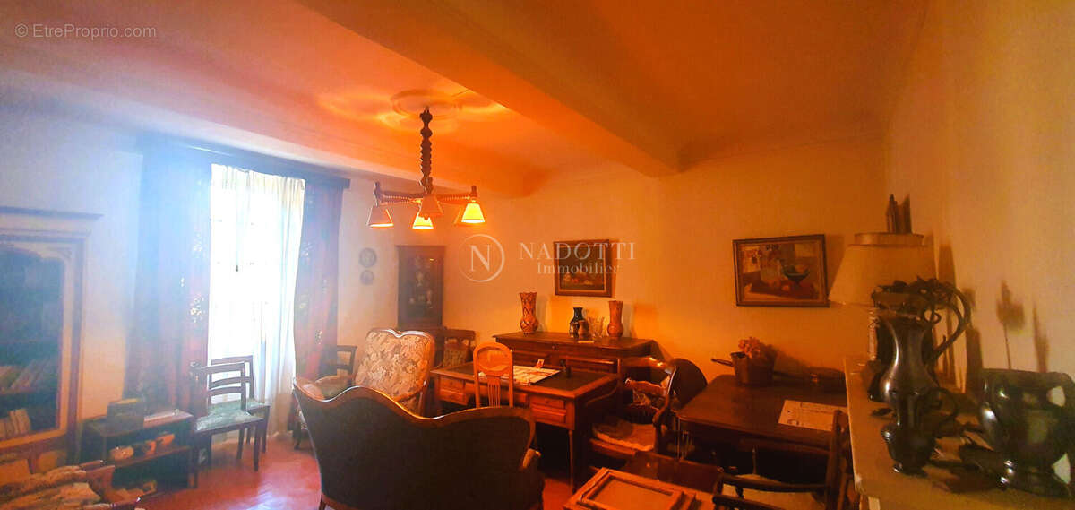 Maison à BEAUMES-DE-VENISE