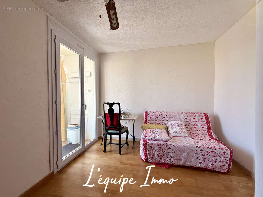 T4 de près de 110m2 - photo 5