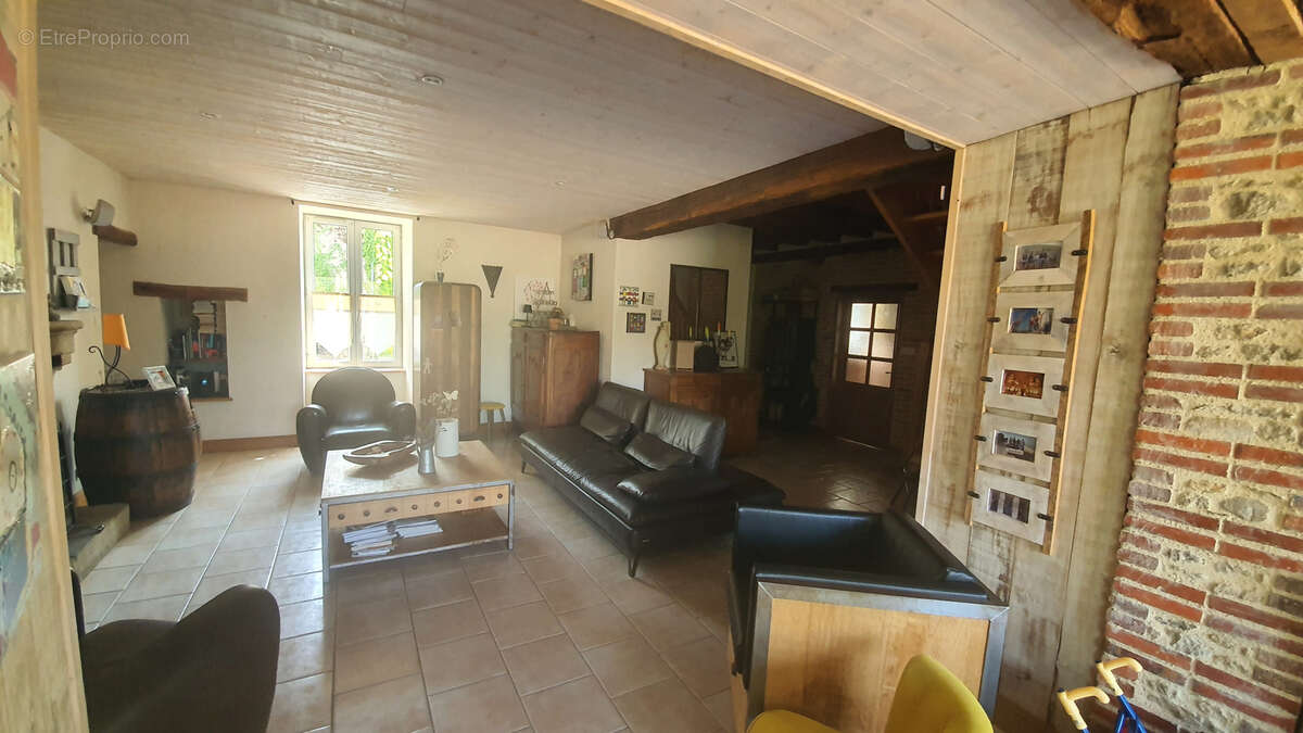 Maison de caractère - 4 chambres - photo 4