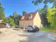 Maison à MEZY-SUR-SEINE