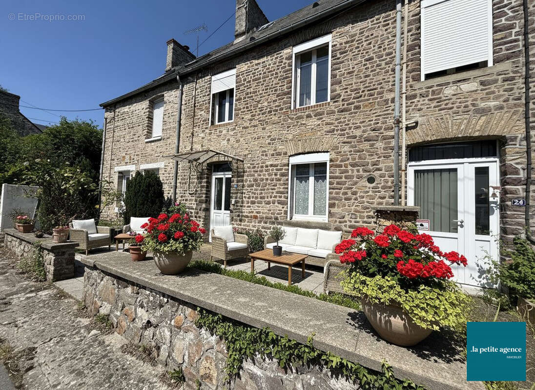 Maison à CLECY