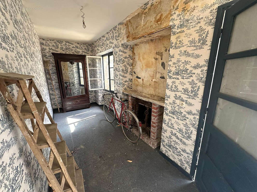 Parking à LA FERTE-SOUS-JOUARRE