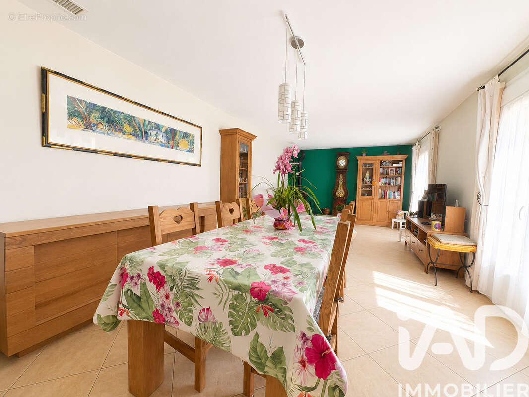 Photo 2 - Maison à MANDUEL