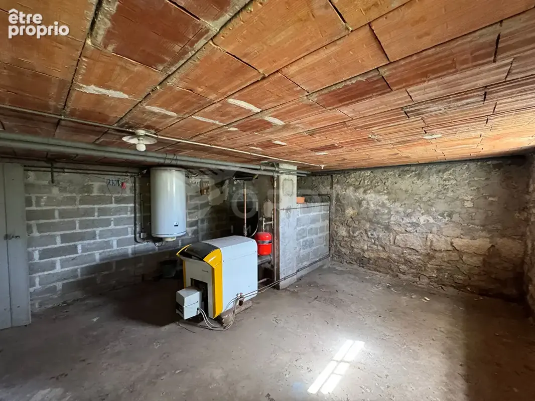 PROCHE COEUR DE VILLE, pavillon deux chambres sur son terrain de 884 m². - photo 13