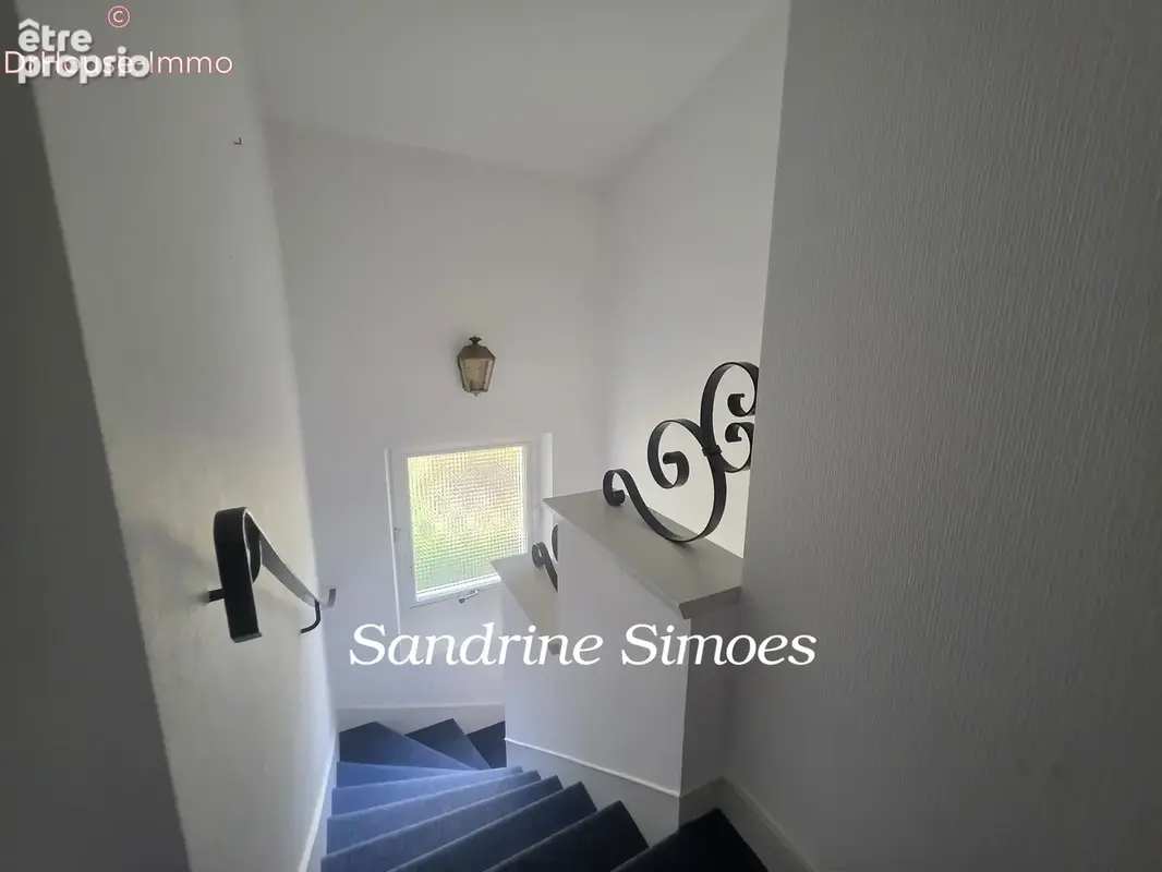 Maison 207 m² à Montmorillon  - photo 7